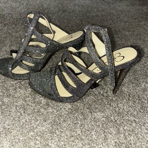 Jessica Simpson strappy heel - like new!